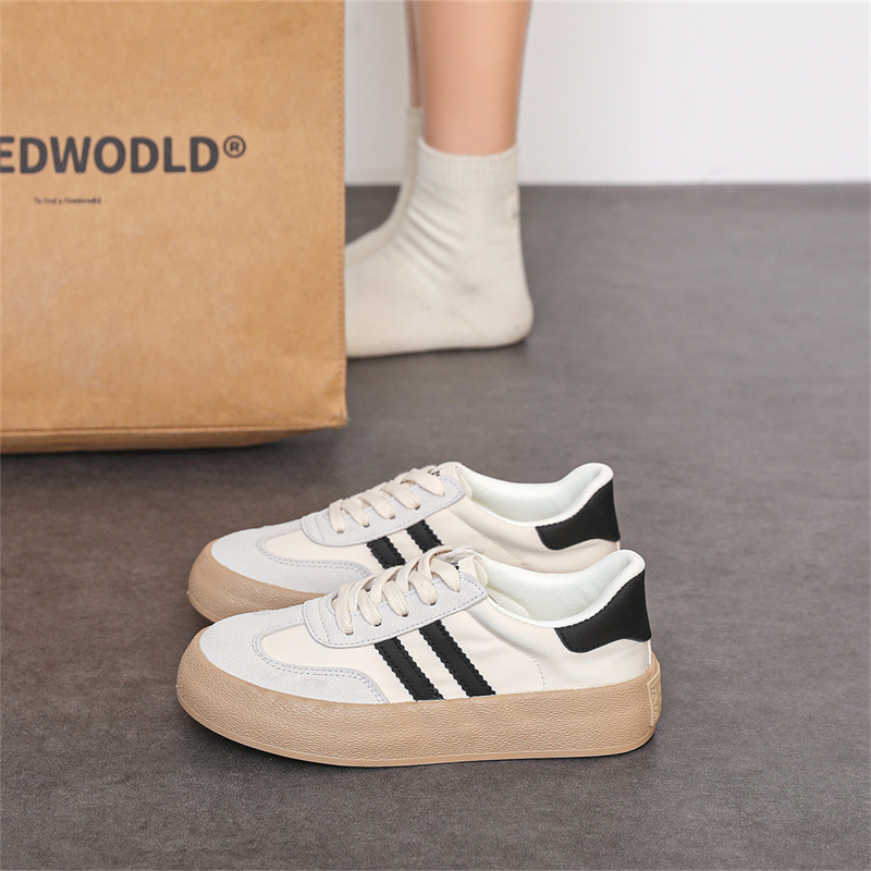 Nuove Sneakers Traspiranti da  - New Balance Shoes 574 recensione e prezzo